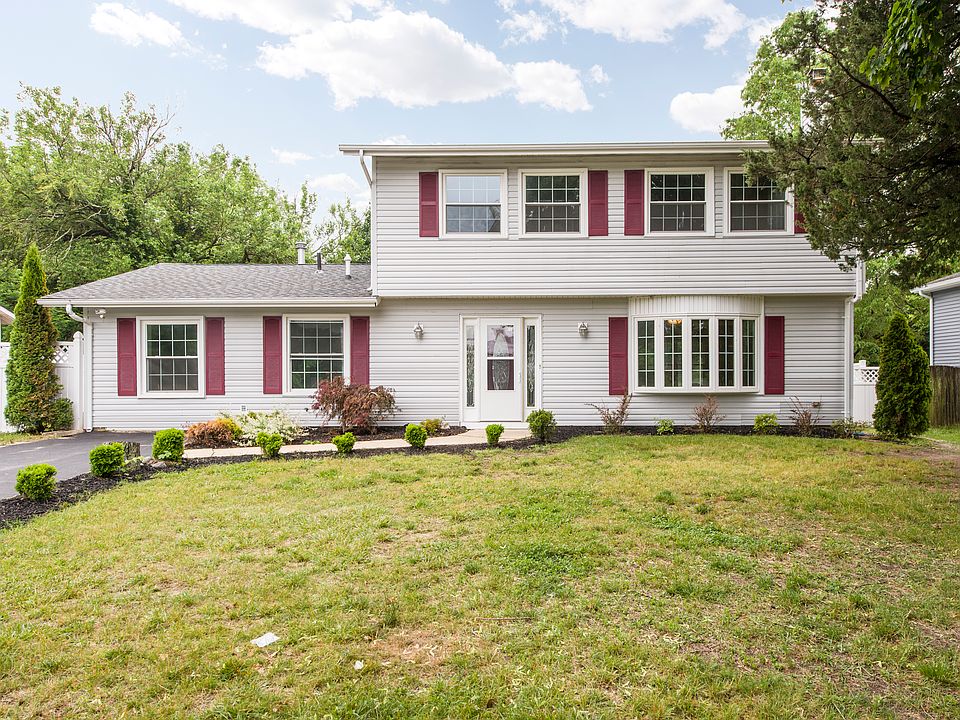 1st image of 1042 Feathertree Dr