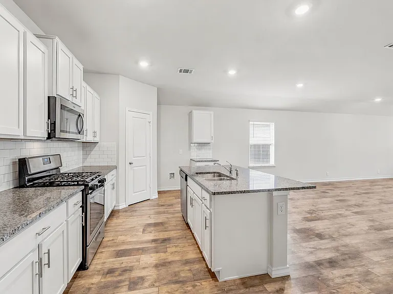 5518 Stormie Keep — Photo 5