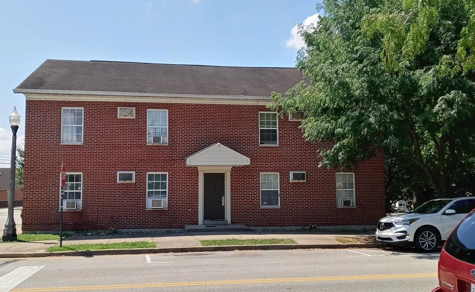 401 Short St — Photo 1