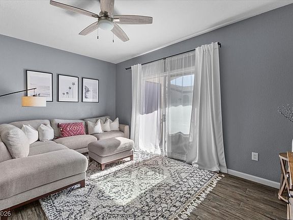 3rd image of 2291 W Horizon Ridge Pkwy Unit 11264