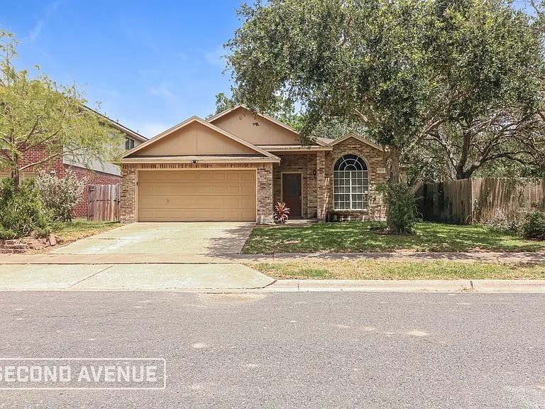 7634 Cedar Brook Dr — Photo 1