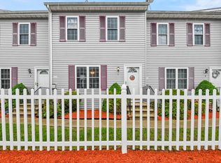 5239 N Main St APT 7, Fall River, MA 02720