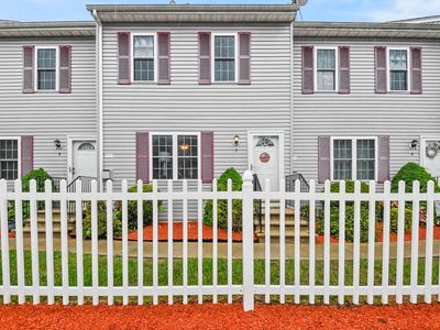 5239 N Main St APT 7, Fall River, MA, 02720