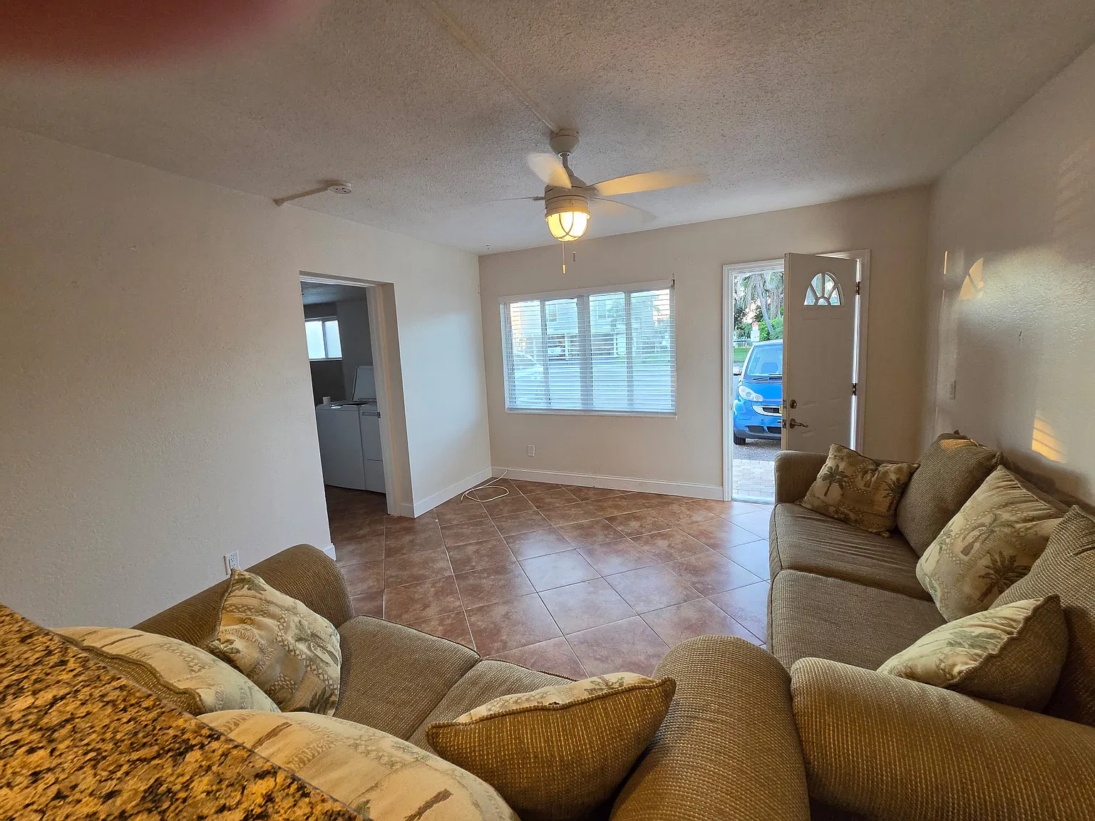 1 bed, 650 sqft, $1,700 — Photo 4