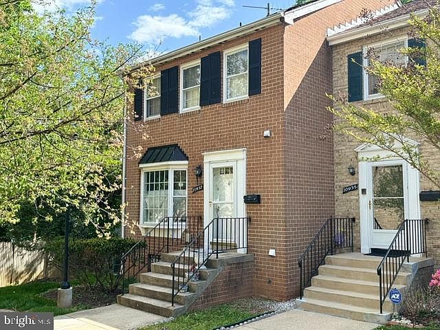 1st image of 10937 Amherst Ave #8