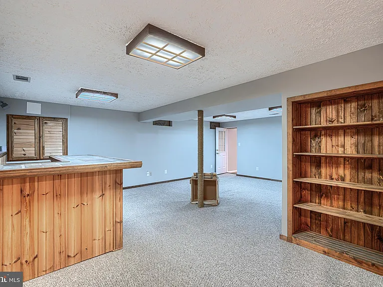 8301 Whitebark Ct — Photo 63