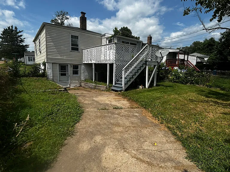5600 Gatesworth Ave — Photo 2