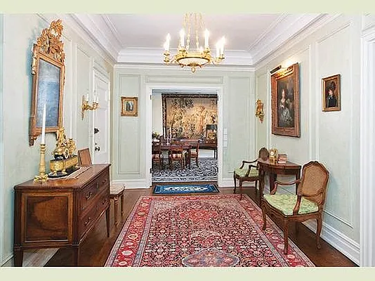 Sold by Stribling | media 24