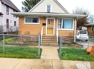 1643 Glenn Dr, North Chicago, IL 60064