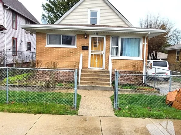 1643 Glenn Dr, North Chicago, IL 60064