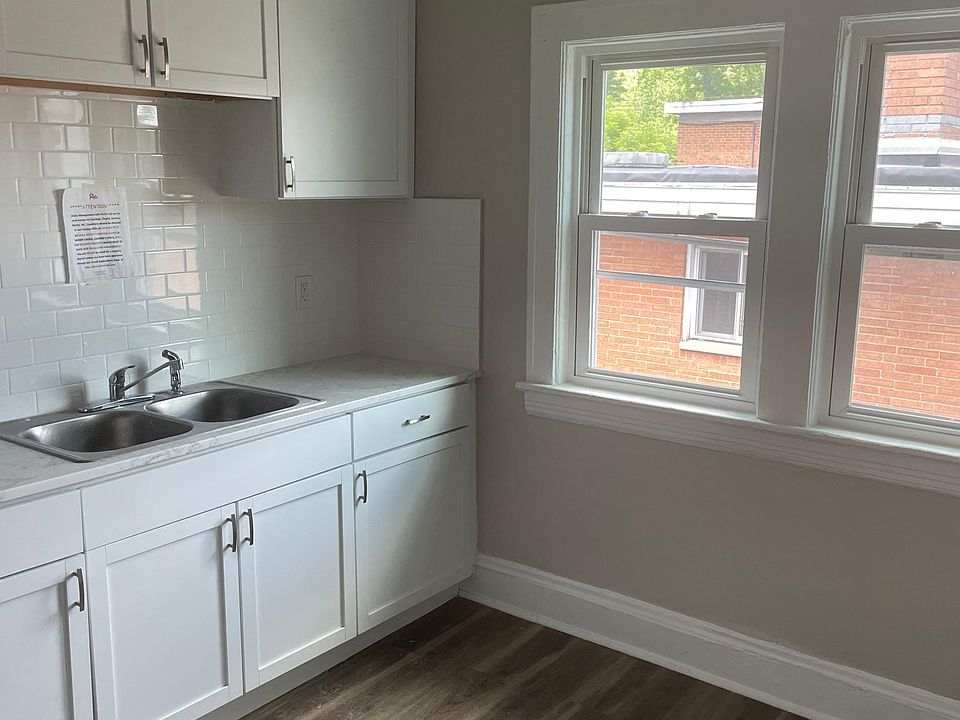 1st image of 3248 E 139th St APT 1