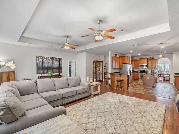 3rd image of 129 Mussett Bayou Ct