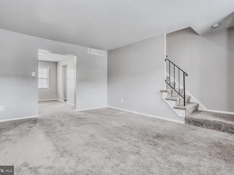 8 Beyda Ct #28 — Photo 2