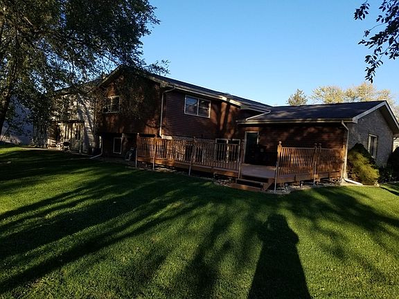 3rd image of 22446 Millard Ave