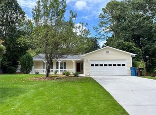 50 Parkmont Dr, Roswell, GA 30076