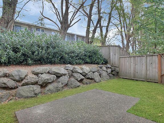 YOU LIKE? YOU HAVE TO CALL... DON'T CLICK BUTTONS ON ZILLOW IT WON'T WORK.. YOU HAVE TO CALL. The number they show is not my number, it's masked, but it does appear, somehow to ring my phone.