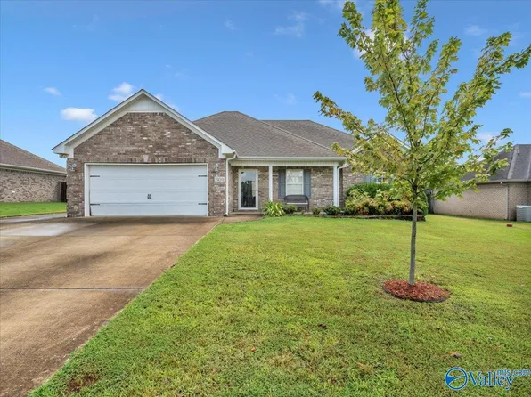 29091 Amy Cir, Ardmore, AL 35739