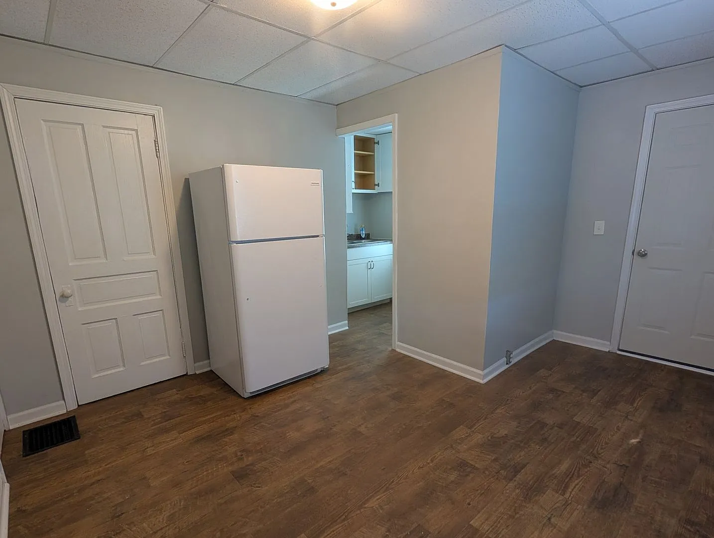 5118 Globe Ave — Photo 4