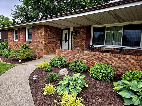 2nd image of 142 Curtis Dr