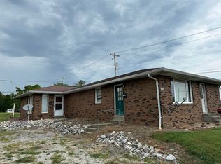 614 E 16th St, Jasper, IN 47546