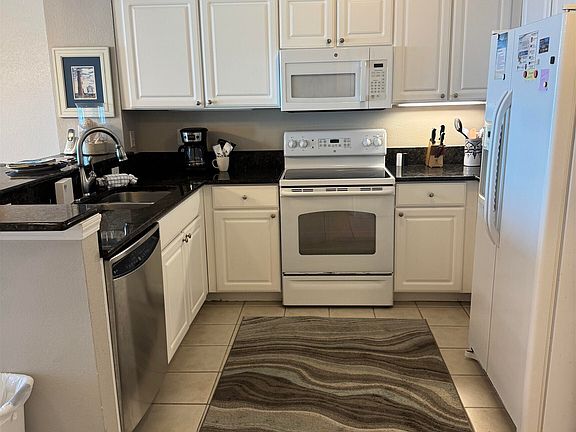 4th image of 1010 Beach Blvd Unit 1605