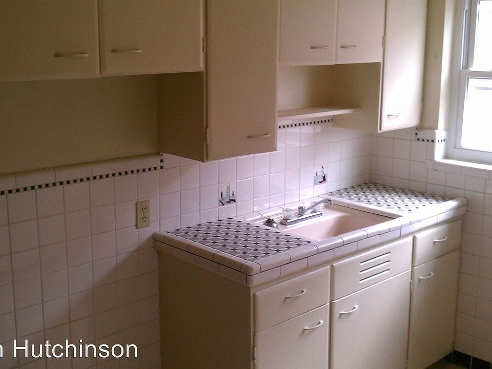 1st image of 5016 Newfield Ave