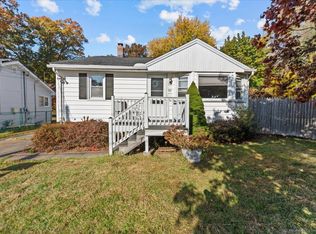 80 Beechwood Ave, Hamden, CT 06514