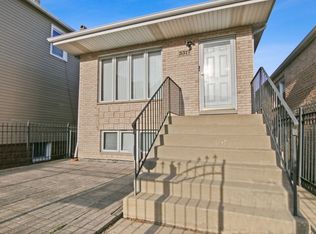 3317 S Aberdeen St, Chicago, IL 60608