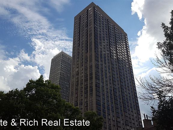 5th image of 2650 N Lakeview Ave APT 404