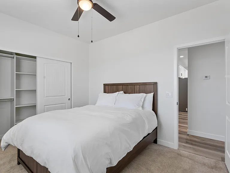 1222 E Yucca St — Photo 7