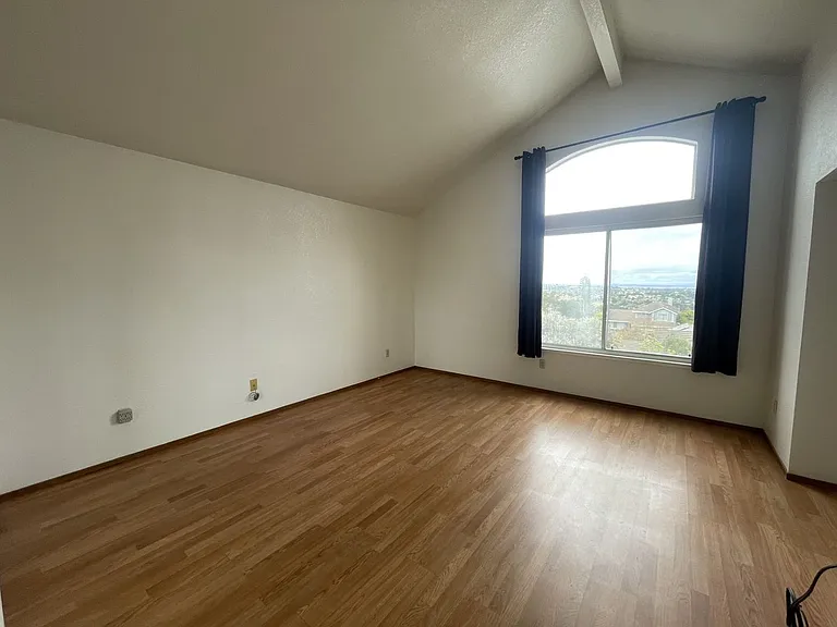 125 Ramsgate Way — Photo 14