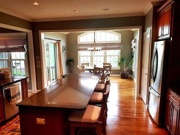 3rd image of 4153 Sophias Way