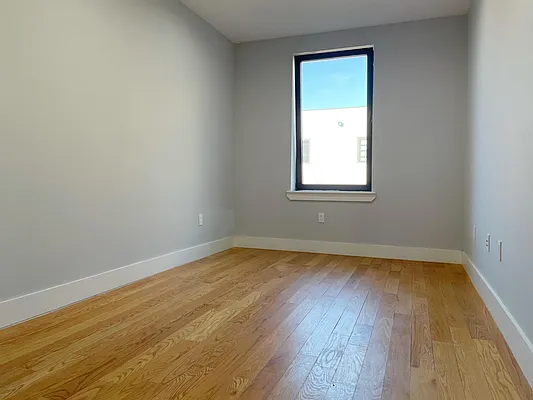 Rented by Yup Realty LLC | media 7