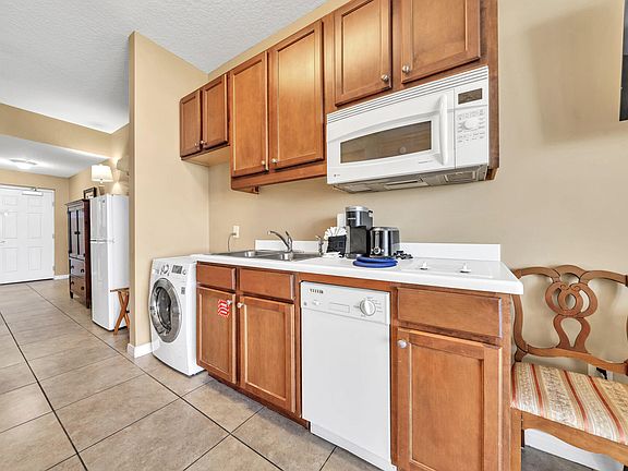 3rd image of 1517 Miracle Strip Pkwy #507