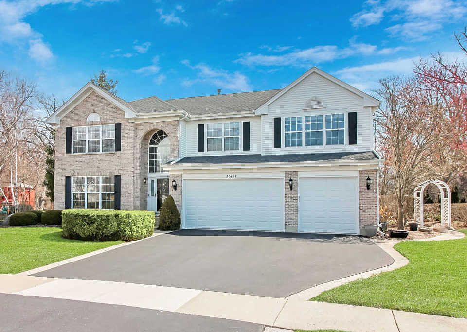 1st image of 36791 N Yew Tree Dr