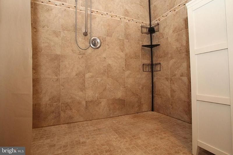 2nd image of 3459 Little Hunting Creek Dr #G