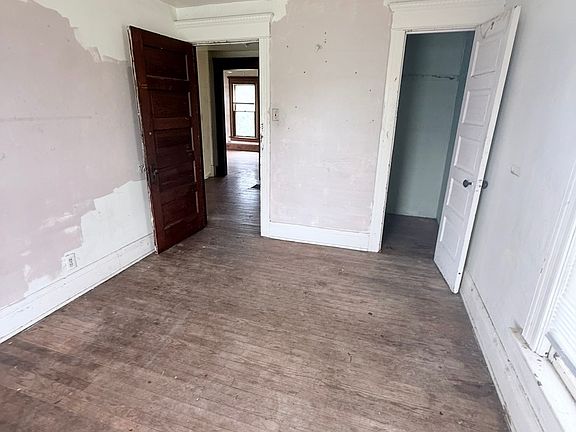 5th image of 1019 Avenue A