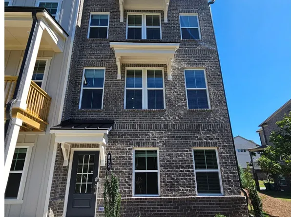 809 Atkins Ln, Woodstock, GA 30188