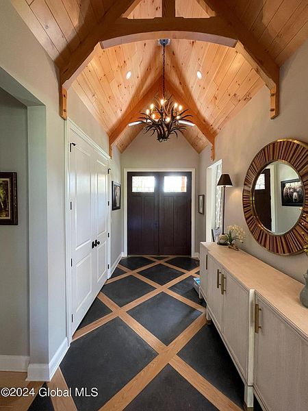 3rd image of 5 Edgewood Drive