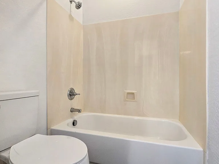 14821 W Roanoke Ave — Photo 36