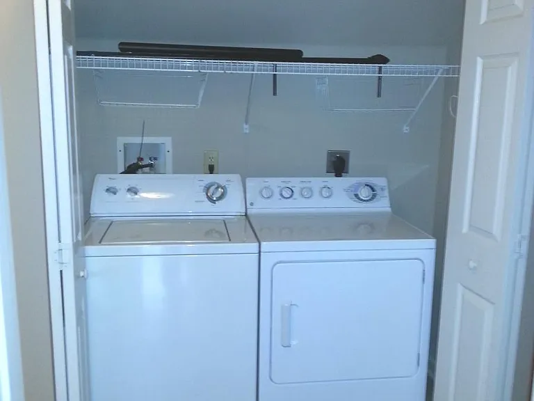 Full washer and dryer closet