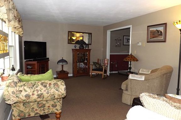 3rd image of 312 Burd Dr