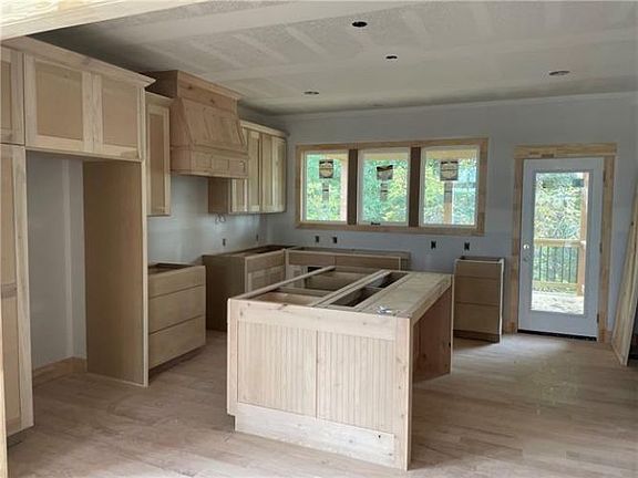 2nd image of 2161 Hay Market Ct