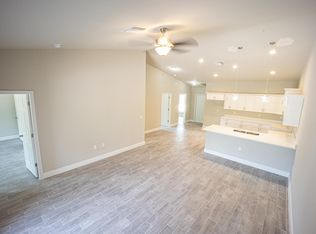 660 Chavers St, Lehigh Acres, FL 33974