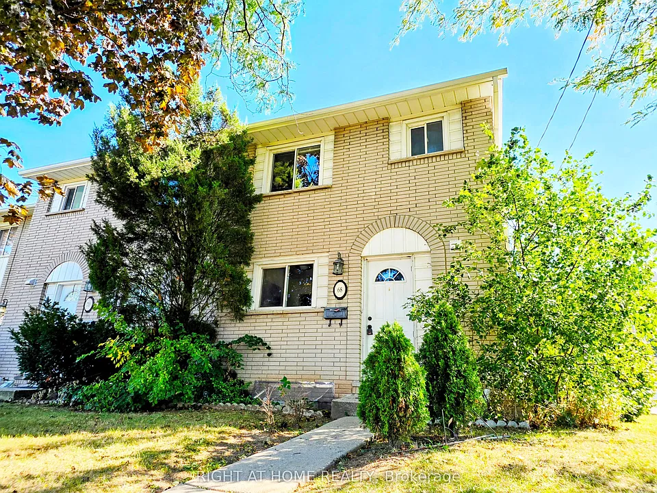 68 Riverdale Dr