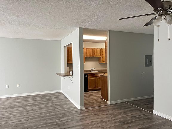 5th image of 1695 Lee Road 115