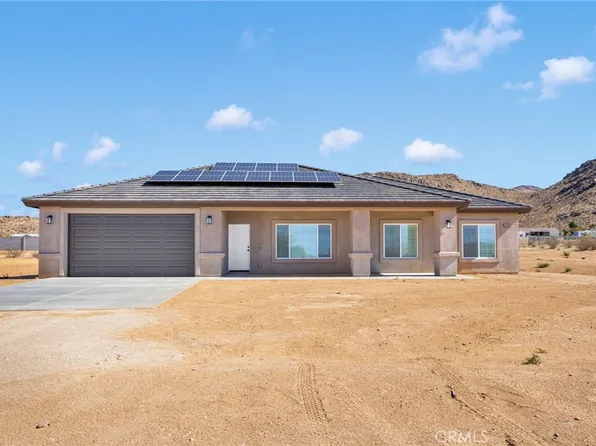 15575 Desert Star Rd, Apple Valley, CA 92307