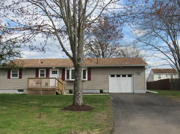 5 Howard Dr, West Coxsackie, NY 12192