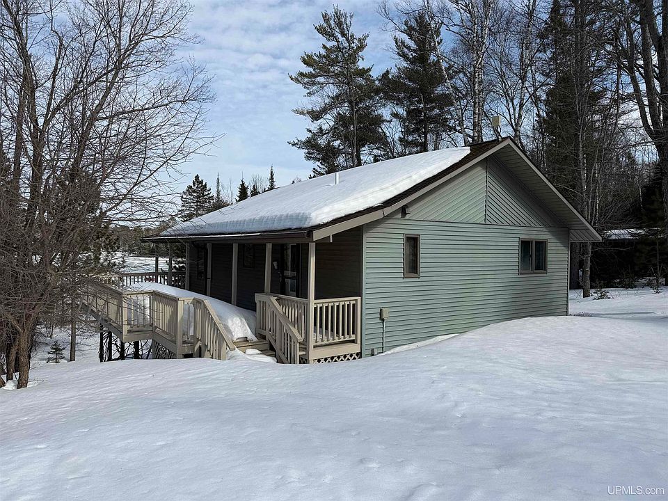 1st image of 3260 Herron Dr