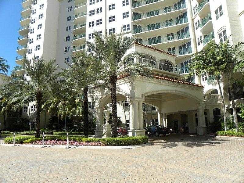 1st image of 19900 E Country Club Dr APT 206